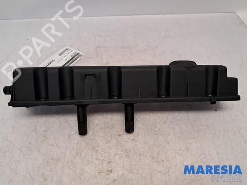Used Valve cover PEUGEOT 307 SW (3H) 2.0 16V (140 hp) 31474113