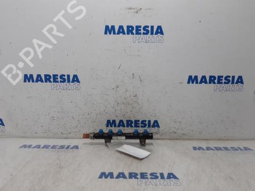 Used Injection rail PEUGEOT 208 I (CA_, CC_) 1.6 BlueHDi 100 (100 hp) 31407671