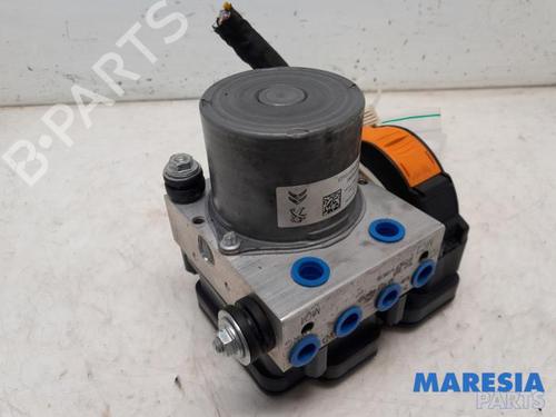 Used ABS pump PEUGEOT 3008 II SUV (MC_, MR_, MJ_, M4_) 1.2 THP/ PureTech 130 (MRHNSM, MRHNSU, MRHNSJ, MRHNYW,... (131 hp) 31486143