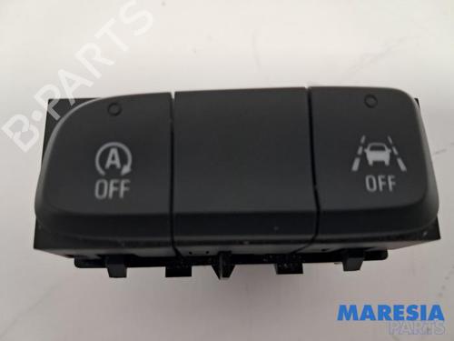 Used Switch OPEL CORSA F (P2JO) 1.2 (68) (131 hp) 31414679
