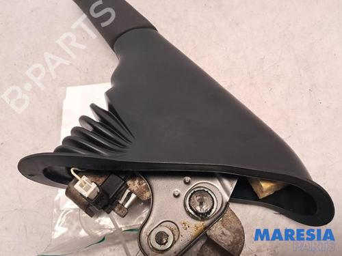 Parkbremsarm/handtak ABARTH 500 / 595 / 695 1.4 (312.AXY11, 312.AXY1A) | BP31396124I18 