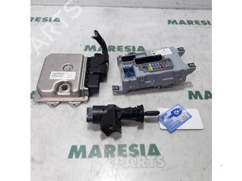 Used Engine control unit (ECU) FIAT 500 (312_) 0.9 (312AXN1A) (80 hp) 31442262