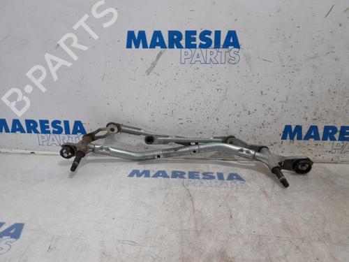 Used Front wipers mechanism CITROËN DS3 (SA_) 1.4 HDi 70 (SA8HP4) (68 hp) 31525331