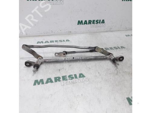 Used Front wipers mechanism FIAT PANDA (312_, 319_) 0.9 (312PXG1A) (86 hp) 31467940
