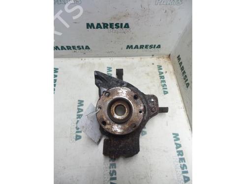 Used Left front steering knuckle ALFA ROMEO 146 (930_) 1.4 i.e. 16V T.S. (930.B3A) (103 hp) 31499531