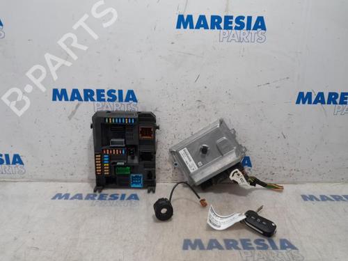 Used Engine control unit (ECU) PEUGEOT 208 I (CA_, CC_) 1.2 VTI 82 (82 hp) 31387534