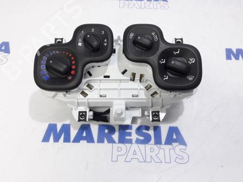 Used Climate control FIAT PANDA (312_, 319_) 0.9 (312PXG1A) (86 hp) 31435392
