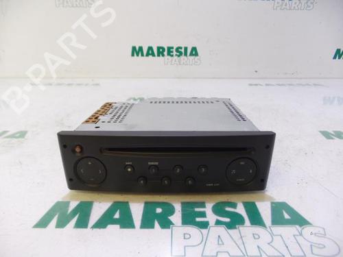 Used Radio RENAULT CLIO II (BB_, CB_) 1.2 16V (BB05, BB0W, BB11, BB27, BB2T, BB2U, BB2V, CB05,... (75 hp) 31480945