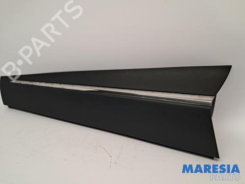 Dørliste Dørliste RENAULT CAPTUR I (J5_, H5_) 1.3 TCe 150 (J5NK, J5JS) (150 hp) 34007106 34007106