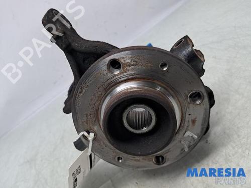 Used Left front steering knuckle CITROËN C3 II (SC_) 1.2 VTi 82 (82 hp) 32069145