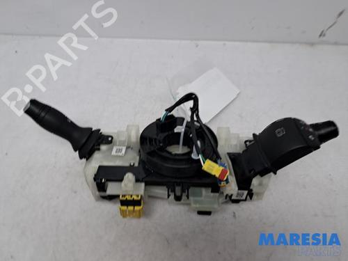 Used Switch Switch RENAULT MEGANE III Grandtour (KZ0/1) 1.5 dCi (KZ09, KZ0D, KZ1G, KZ29, KZ14, KZ1W, KZ10, KZ1F,... (110 hp) 39896614 39896614