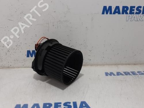 Used Heater blower motor RENAULT CLIO IV Grandtour (KH_) 1.5 dCi 90 (KHN3, KHN4) (90 hp) 31438053