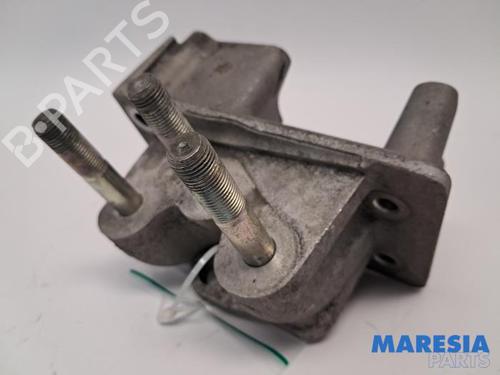Used Gearbox mount ALFA ROMEO GIULIETTA (940_) 1.4 TB (940FXB1A, 940FXB11) (170 hp) 31504274