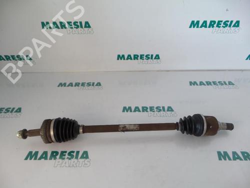 Transmisión trasera derecha RENAULT SCÉNIC I MPV (JA0/1_, FA0_) 2.0 16V RX4 (139 hp) 31478468