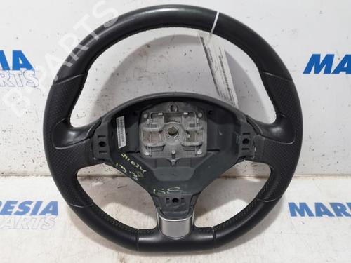 Used Steering wheel PEUGEOT 5008 (0U_, 0E_) 1.6 HDi (112 hp) 31522695