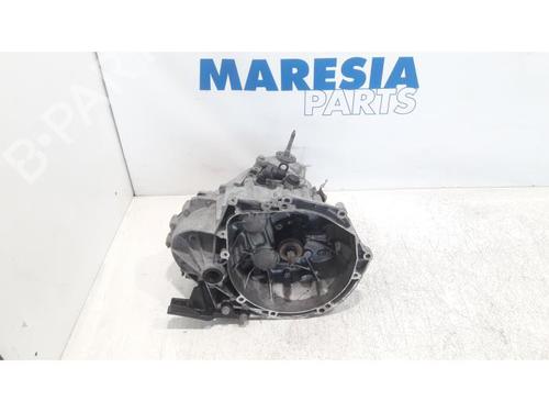Gearbox PEUGEOT 5008 (0U_, 0E_) 1.6 HDi | BP31433485M3