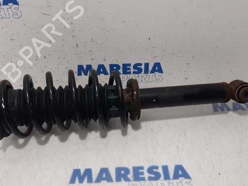 Used Right front shock absorber CITROËN C5 III Break (RW_) 1.6 THP 155 (156 hp) 31468817