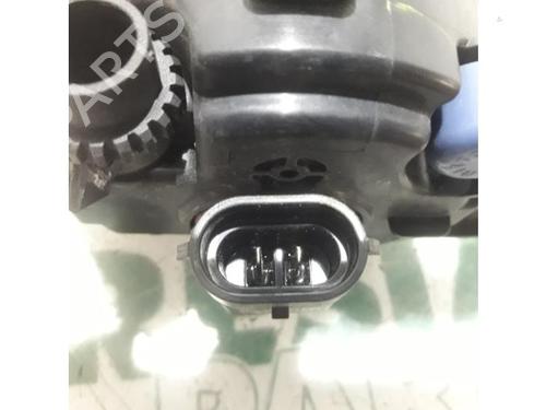 Left front fog light RENAULT KOLEOS I (HY_) 2.0 dCi (HY0K) | BP31385588C30