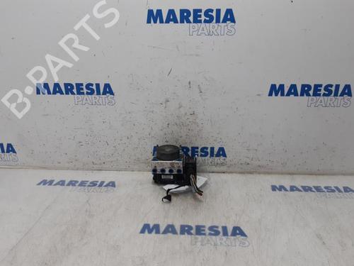 Used ABS pump FIAT 500 C (312_) 1.2 (312CXA1A, 312AXA1A) (69 hp) 31407015