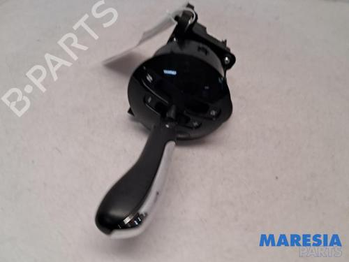 Used Gear lever FIAT 500 (312_) 1.2 (312AXA1A) (69 hp) 31420971