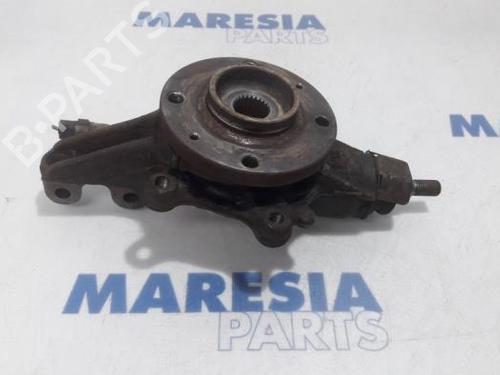Used Left front steering knuckle PEUGEOT 5008 (0U_, 0E_) 1.6 HDi (110 hp) 31482088