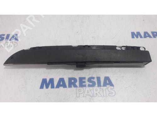 Other CITROËN C4 Picasso I MPV (UD_) 2.0 HDi 138 | BP31489733O1