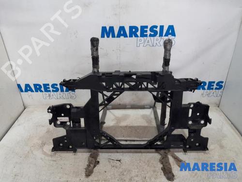 Frontplade/Frontkurv RENAULT GRAND SCÉNIC III (JZ0/1_) 1.4 16V (JZ0F) (131 hp) 31532753