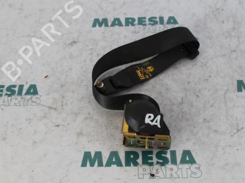 Used Rear right seatbelt ALFA ROMEO 166 (936_) 2.4 JTD (936AXA00, 936A3B00) (150 hp) 31421761