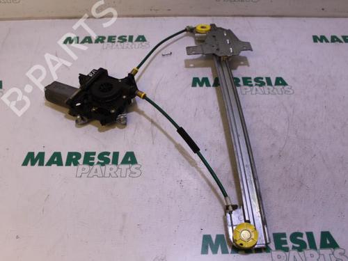 Rudehejsemekanisme Højre bagtil CITROËN C8 (EA_, EB_) 2.0 (136 hp) 31415425