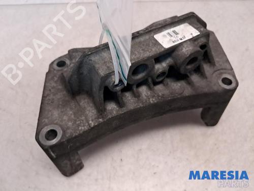 Used Gearbox mount FIAT GRANDE PUNTO (199_) 1.3 D Multijet (84 hp) 31432867
