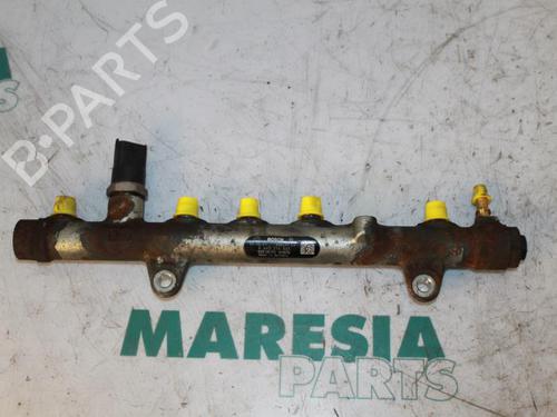 Used Injection rail Injection rail RENAULT SCÉNIC II (JM0/1_) 1.9 dCi (JM0G, JM12, JM1G, JM2C) (120 hp) 31404599 31404599