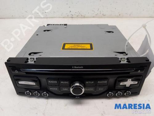 Used Radio PEUGEOT 5008 (0U_, 0E_) 1.6 16V (156 hp) 31473955