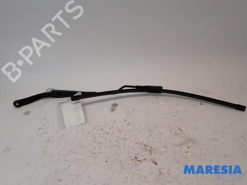 front-windshield-wiper-arm-fiat-punto-evo-199_-2008-31411028 main image