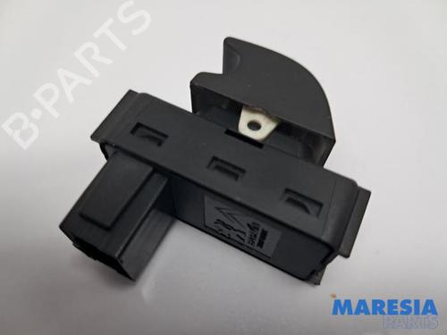 Switch PEUGEOT 3008 I MPV (0U_) 1.6 THP | BP31446006I30