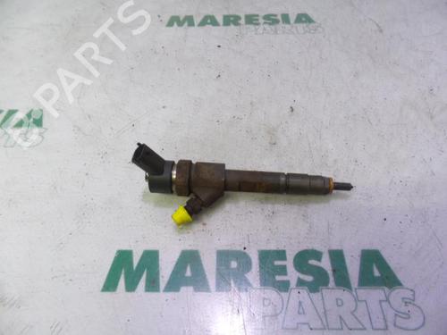 Used Injector Injector RENAULT GRAND SCÉNIC II (JM0/1_) 1.9 dCi (JM0G, JM12, JM1G, JM2C) (120 hp) 31533210 31533210