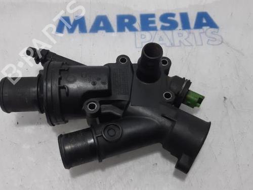 Used Thermostat housing PEUGEOT 508 SW I (8E_) 2.0 HDi (163 hp) 31530616