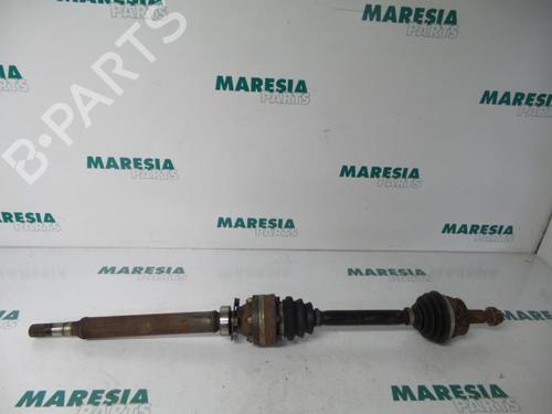 Used Right front driveshaft ALFA ROMEO 166 (936_) 2.0 T.Spark (936A3A__) (155 hp) 31512074