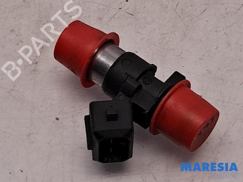 Used Injector RENAULT TWINGO II (CN0_) 1.2 16V (CN0K, CN0V, CN0A) (76 hp) 31473461