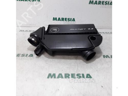 Used Air filter box FIAT PUNTO EVO (199_) 1.3 D Multijet (84 hp) 31477254