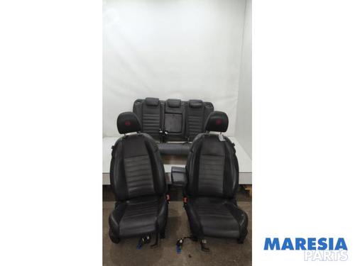 Used Seats set Seats set 37034406 37034406