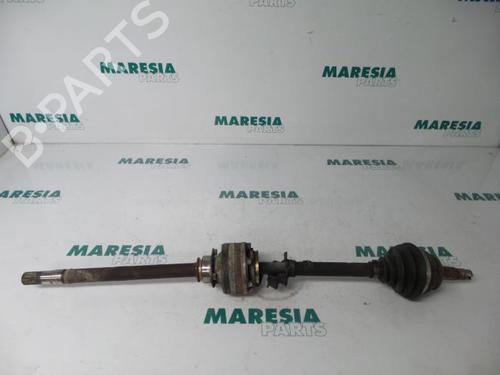 Used Right front driveshaft Right front driveshaft FIAT PUNTO (188_) 1.8 130 HGT (188.738, .718) (130 hp) 31493934 31493934