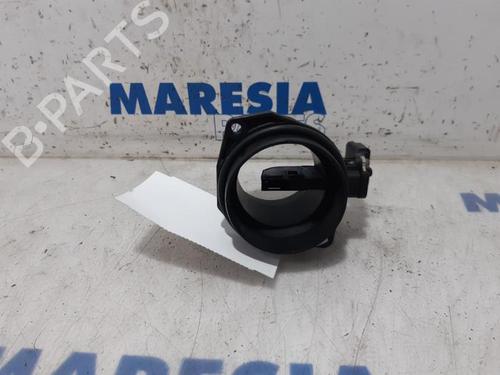 Mass air flow sensor PEUGEOT 508 SW I (8E_) 2.2 HDi | BP31527693M95