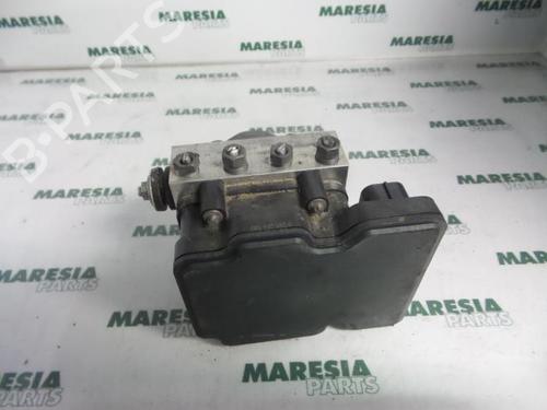 ABS pump RENAULT TWINGO III (BCM_, BCA_) 1.0 SCe 70 | BP31419763M43