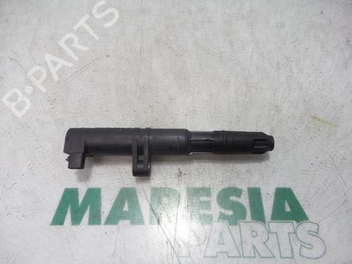 Used Ignition coil RENAULT SCÉNIC II (JM0/1_) 2.0 (JM05, JM0U, JM1N, JM1U, JM2V) (135 hp) 31430760