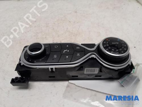 Climate control RENAULT TWINGO III (BCM_, BCA_) 1.0 SCe 70 | BP31413889I5