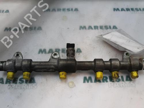Used Injection rail ALFA ROMEO 166 (936_) 2.4 JTD (936A2A__) (136 hp) 31513787