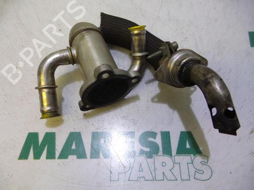 Used Heater matrix FIAT GRANDE PUNTO (199_) 1.3 D Multijet (199.AXD11, 199.AXD1A, 199.AXD1B,... (90 hp) 31389082