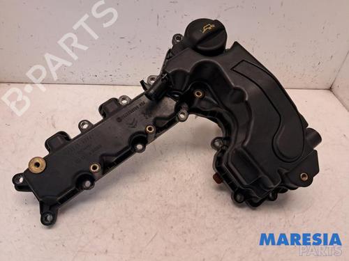 Used Valve cover CITROËN C4 CACTUS 1.2 THP 110 (110 hp) 31509309