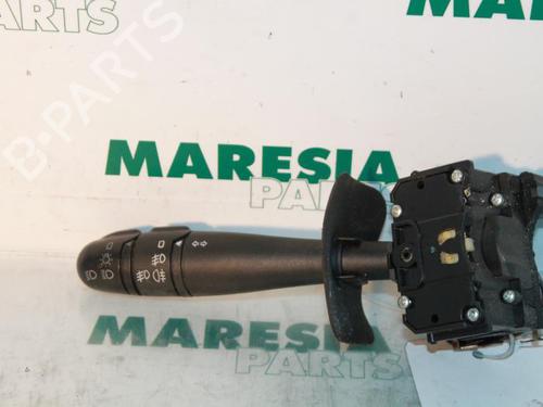steering-column-stalk-renault-scenic-i-mpv-ja01_-fa0_-1999-2000-2001-2002-2003-2004-2005-2006-2007-2008-2009-2010-31470337 main image