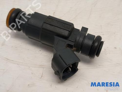 Used Injector CITROËN C3 II (SC_) 1.2 VTi 82 (82 hp) 31512974